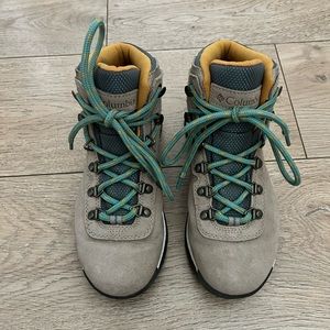 Women’s Newton Ridge™ Plus Waterproof Amped Hiking Boot